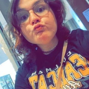 Meet your Posher, Deanna